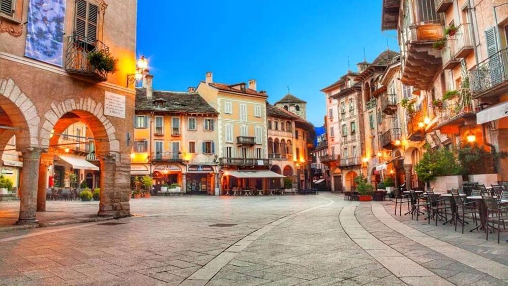 Il Vicolo By Turistica Apartamento Domodossola Exterior foto